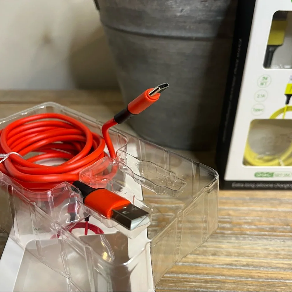 Bundle of 2 EG Tech 9ft Silicone Type-C Charging Cables, NIB, Red & Yellow